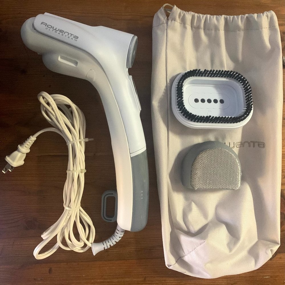 ROWENTA ULTRA STEAM CLOTHING STEAMER 800 Watt with Travel Pouch - Model GS2010